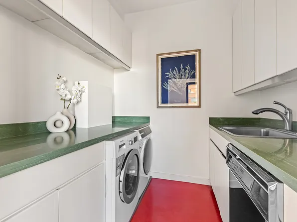 167 East 61st Street 31DE image 15 of 15