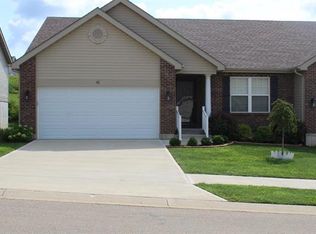 61 Parkville Ln, Festus, MO 63028