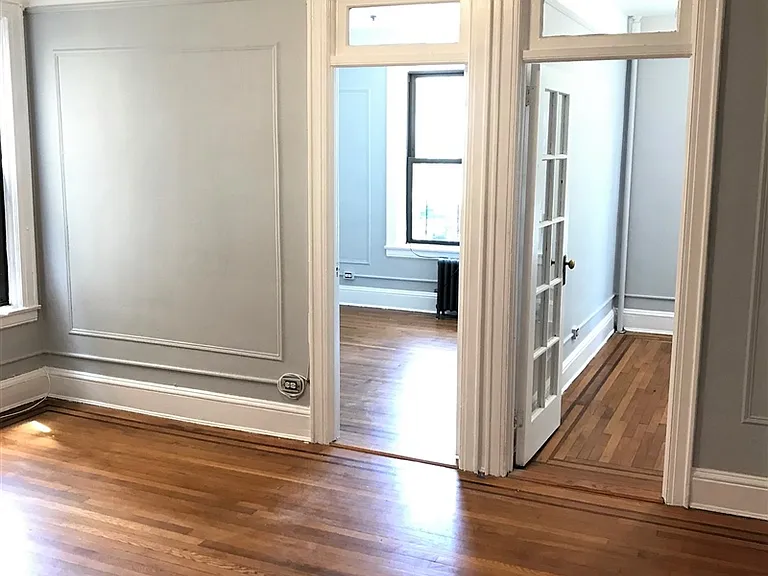 24-46 38th St #1R — Photo 11