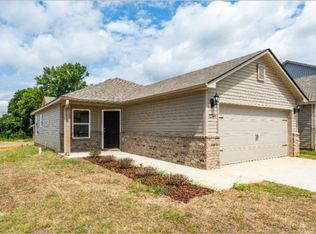 12749 Waterbury Way, Moundville, AL 35474