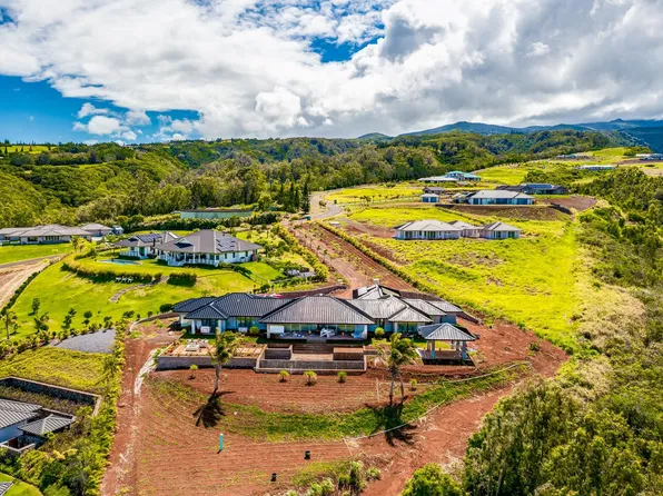 410 Mahana Ridge St Unit 28, Lahaina, HI 96761