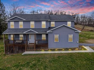 97 John Poole Rd, Morgantown, WV 26508