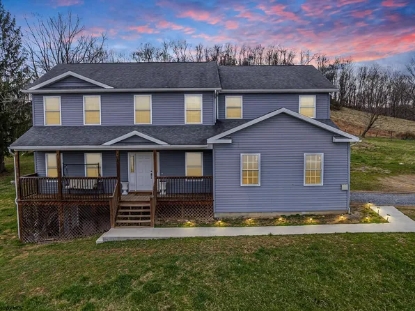 97 John Poole Rd, Morgantown, WV 26508