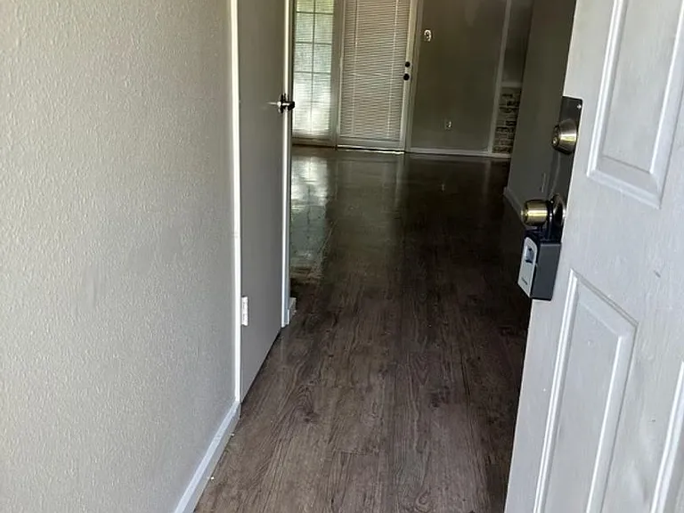 6840 Margaret Dr — Photo 14