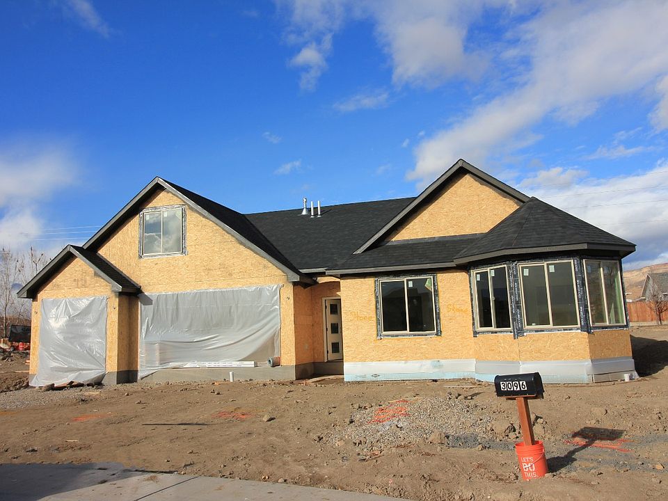 3096 Lawson Ave