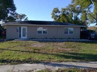 893 Iris Dr, North Fort Myers, FL 33903