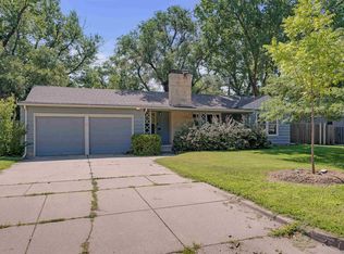 316 N Edgemoor St, Wichita, KS 67208
