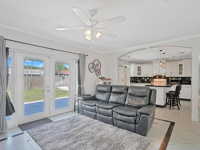 8101 SW 198th St — Photo 3