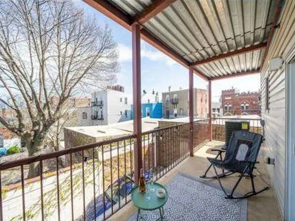 2408 Summit Avenue image 11 of 26