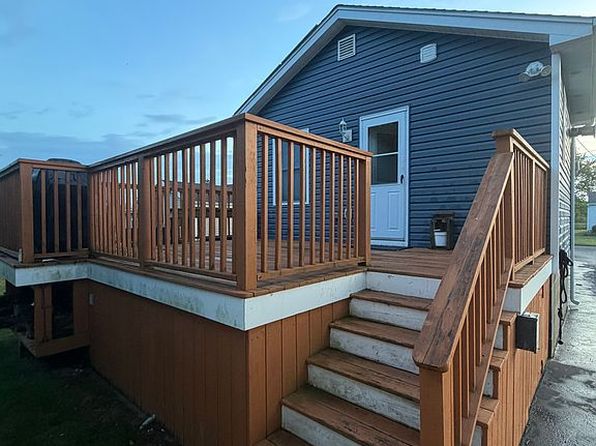 19 Blue Point Rd
