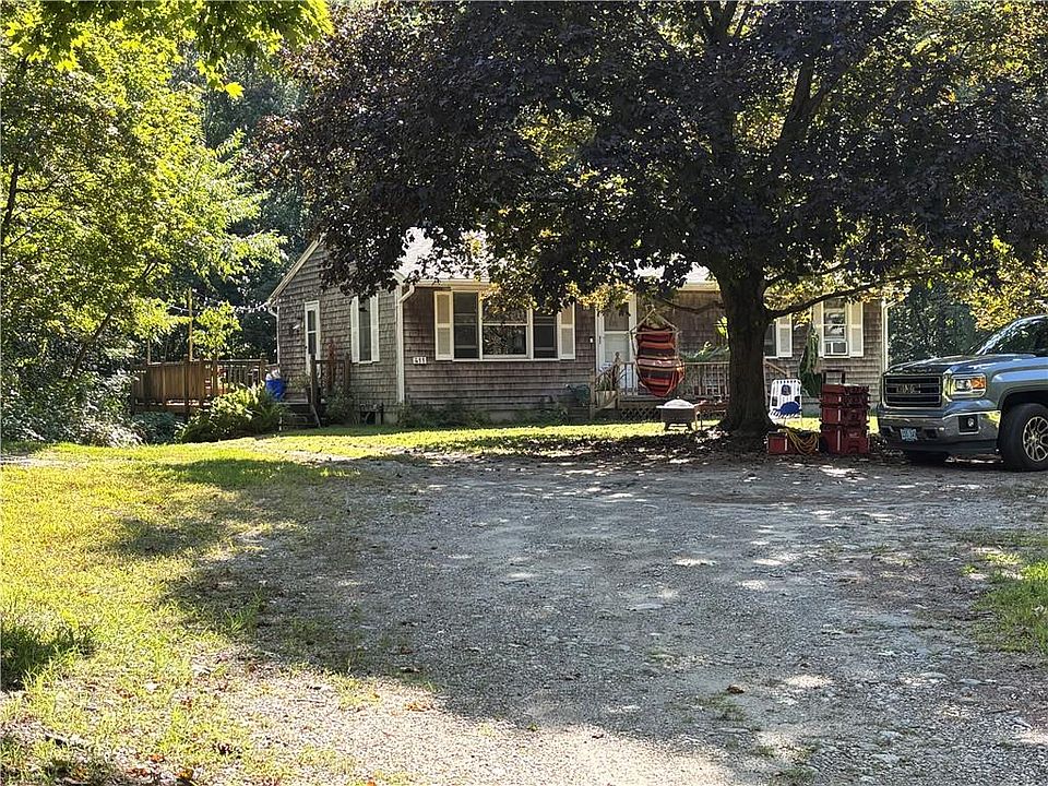 2nd image of 411-413 Tower Hill Rd