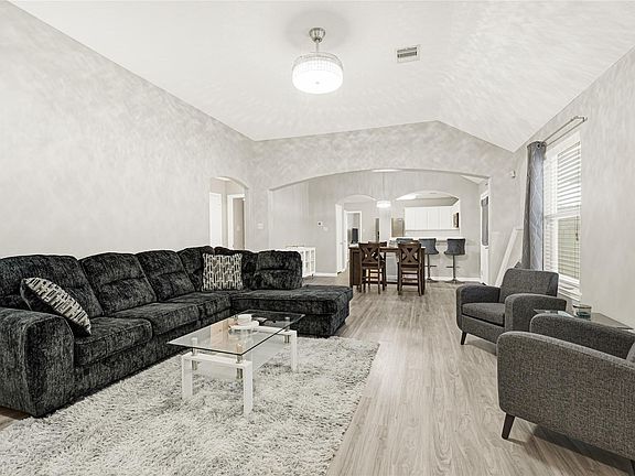 4th image of 14818 Aberdeen Meadow Ln