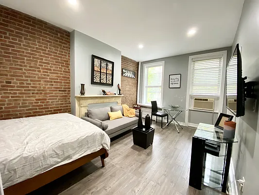 Rented by Direct Properties New York | media 40