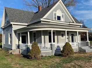 211 E Hudson St, Wellsville, MO 63384