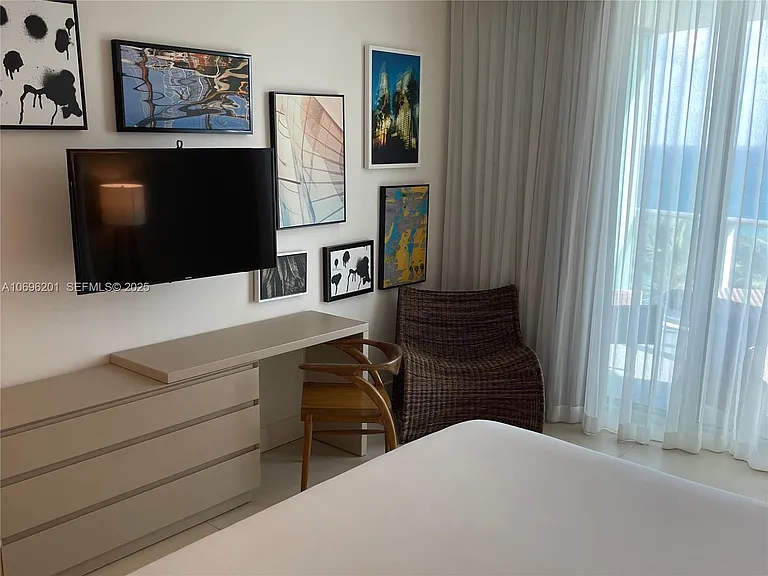 4111 S Ocean Dr #1107 — Photo 5