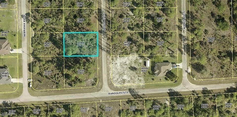 2nd image of 240 Novia Ave S