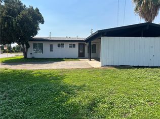 657 E King St, Rialto, CA 92376