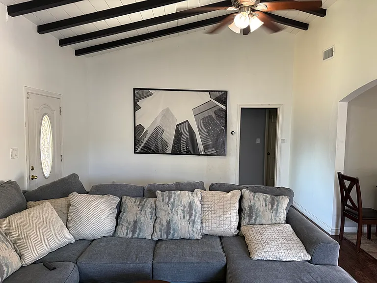 2416 S San Antonio Ave — Photo 4
