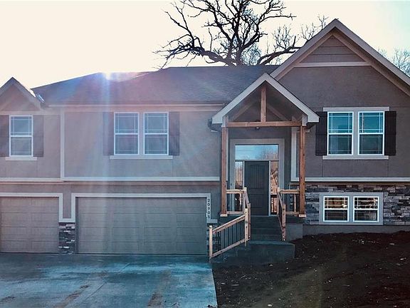 4th image of 21001 E 50th Terrace Ct S