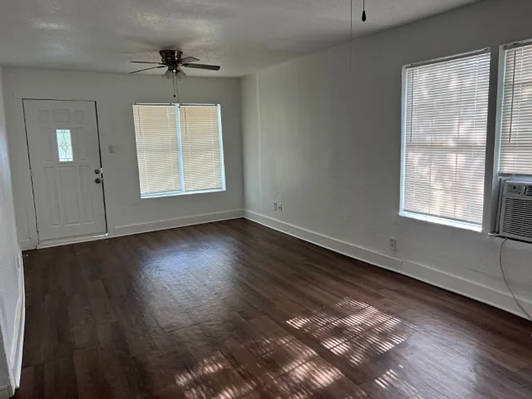 3631 W Salinas St — Photo 4