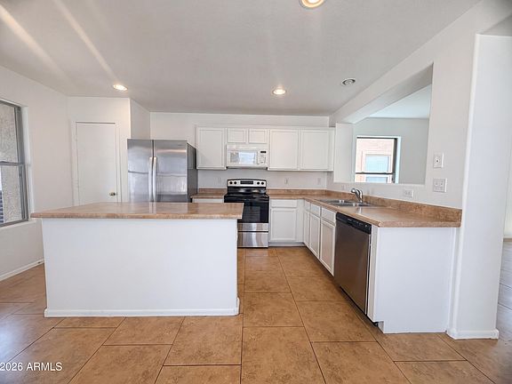 2nd image of 21158 E STONECREST Drive