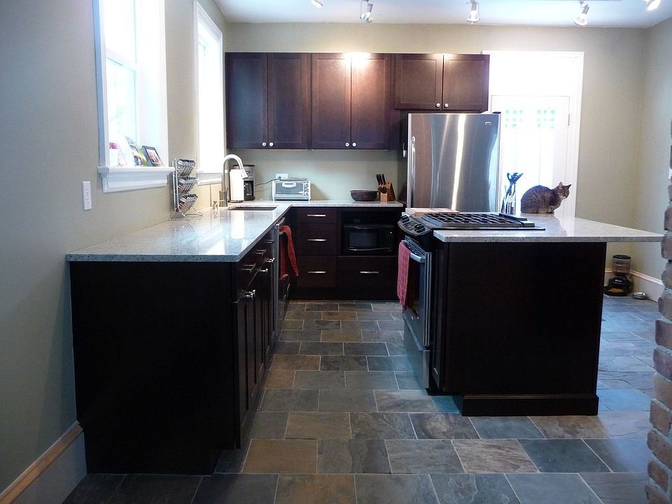 1st image of 70 Woodbine St