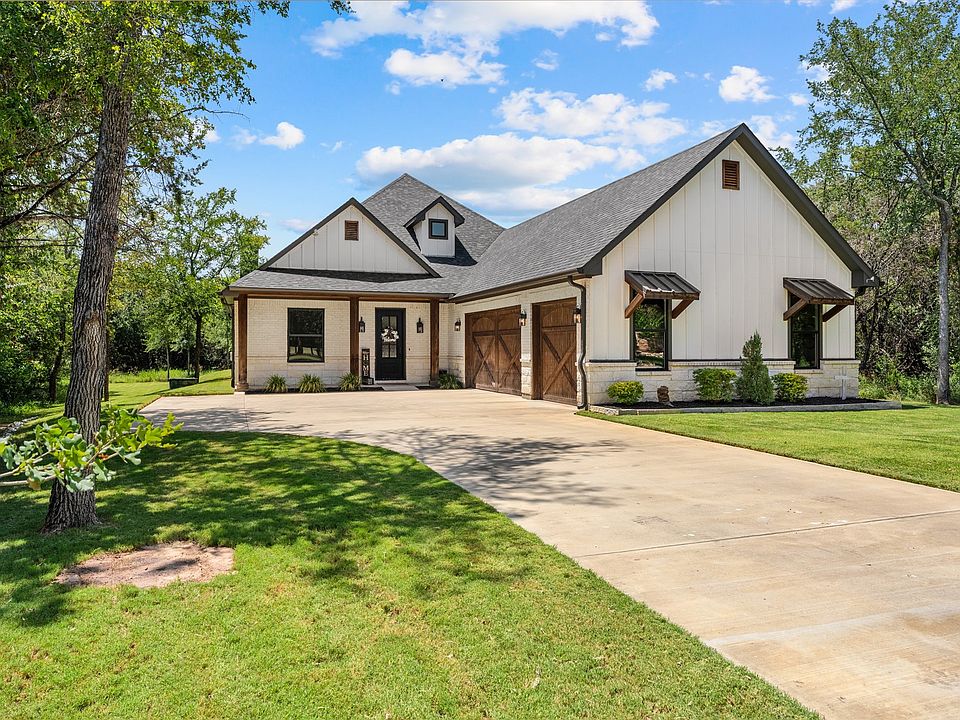 1st image of 24139 Wood Hollow Dr
