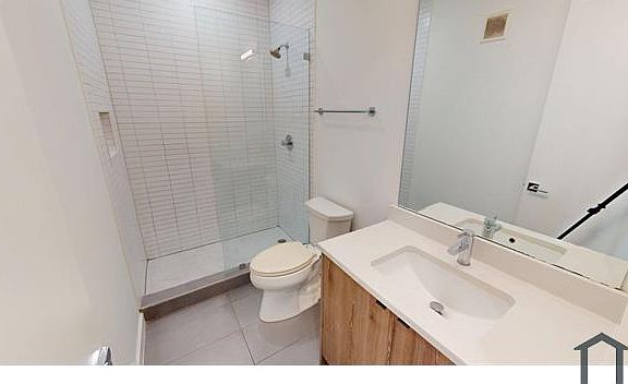 3rd image of 1806 I St NE #10