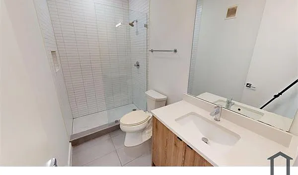 1806 I St NE #10 — Photo 3