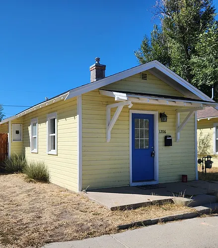 1206 Glenarm St Photo 1