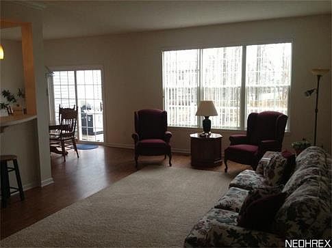2nd image of 10922 Crossings Dr