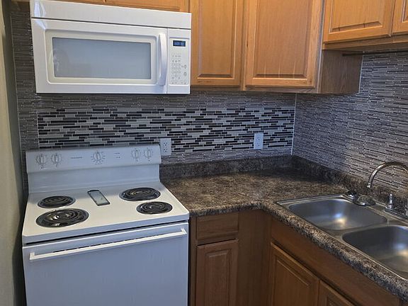 4th image of 739 Themis St APT 2