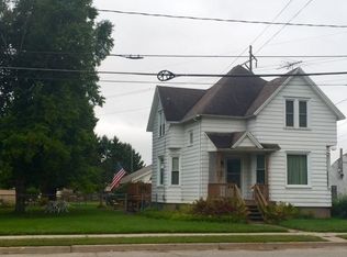 2513 10th Ave, Menominee, MI 49858