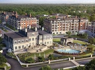 6000 Royal Ct UNIT 6301, New Hyde Park, NY 11040