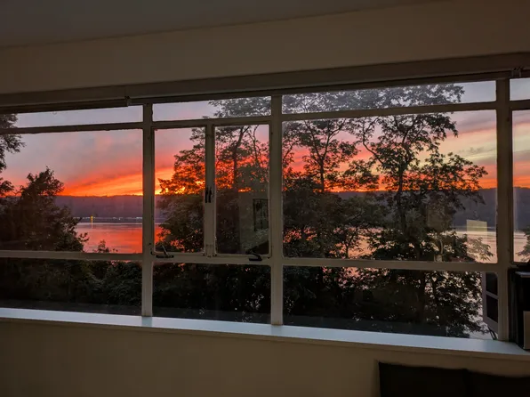 2727 Palisade Avenue image 13 of 18