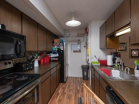 5th image of 1720 S Grove St APT 205C