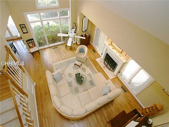 4th image of 18 Sparwheel Ln