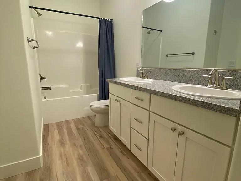 416 S 3 W — Photo 51