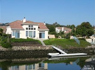 20 S Newport Dr, Napa, CA 94559