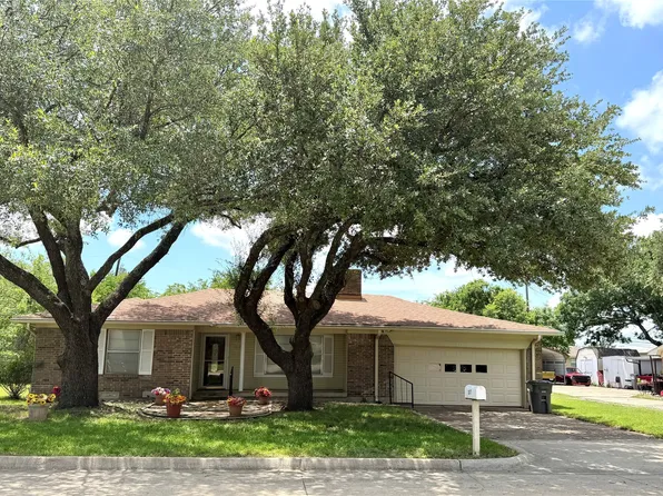 317 Allenwood Dr, Princeton, TX 75407