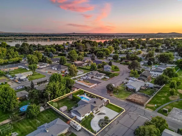 4120 W Park St, Pasco, WA 99301