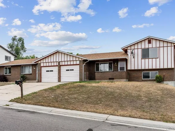 951 S Yarrow Street, Lakewood, CO 80226