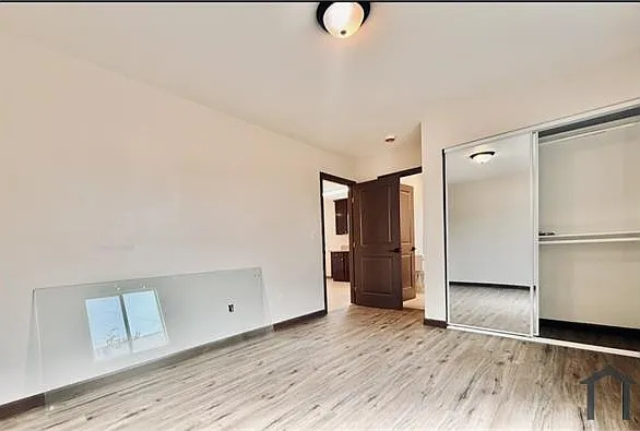 816 E 109th Pl — Photo 13