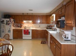 36 Brookedge Rd, Depew, NY 14043