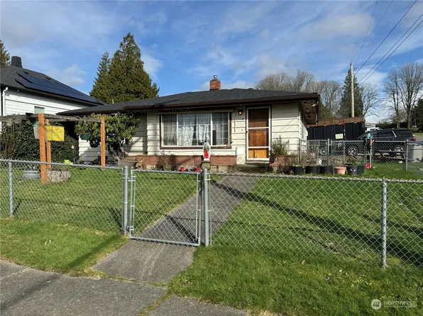 814 High Avenue S, Renton, WA 98057