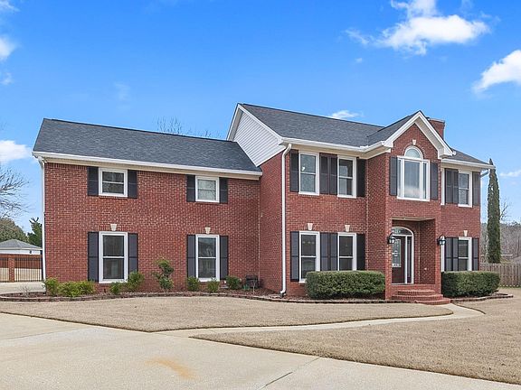 4th image of 9901 Fieldstone Ln