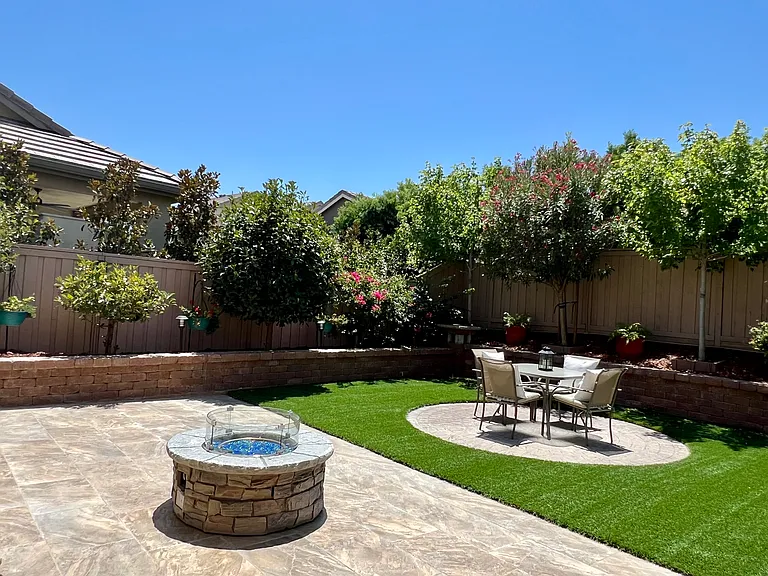 1429 S Wilshire Ave — Photo 43