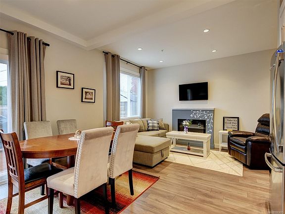 5th image of 6717 Ayre Rd #101