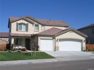 14635 Hummingbird Rd, Victorville, CA 92394