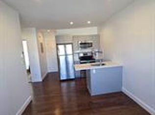 64-00 Metropolitan Ave #2F, Middle Village, NY 11379